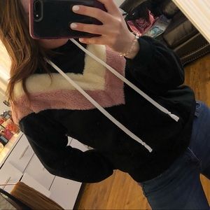 Women’s Sweatshirt